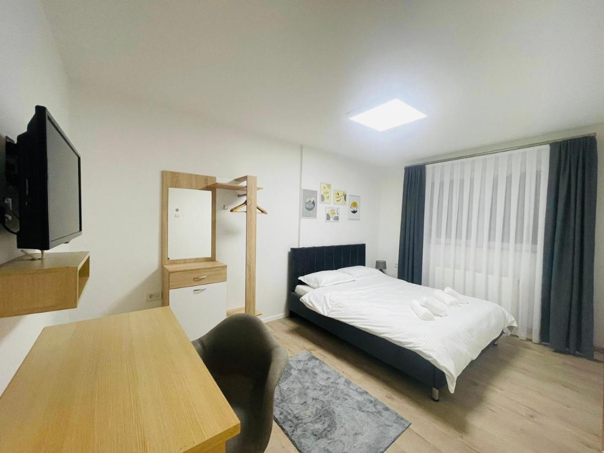 Pristina Nest Apartment Luaran gambar