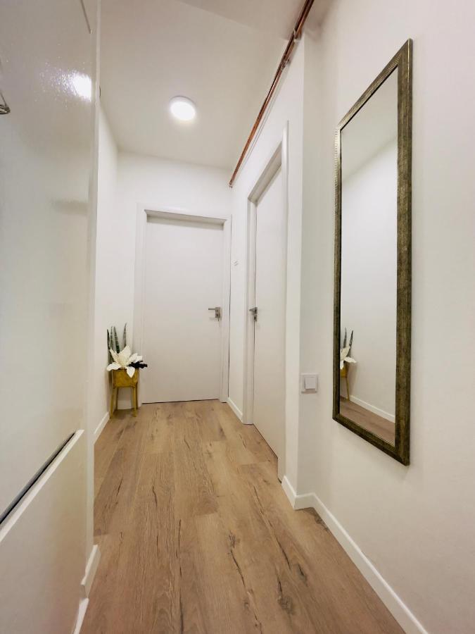Pristina Nest Apartment Luaran gambar